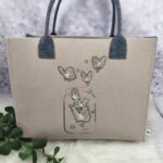 Filztasche handmade bestickt - Schmetterlinge